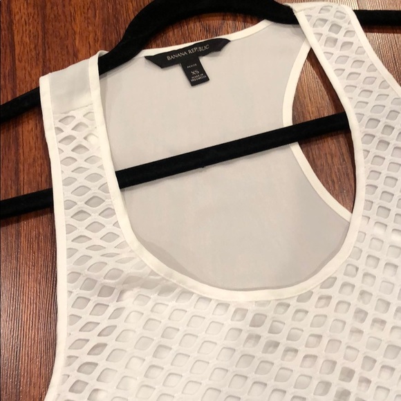 Banana Republic tank XS Petite - Picture 2 of 7